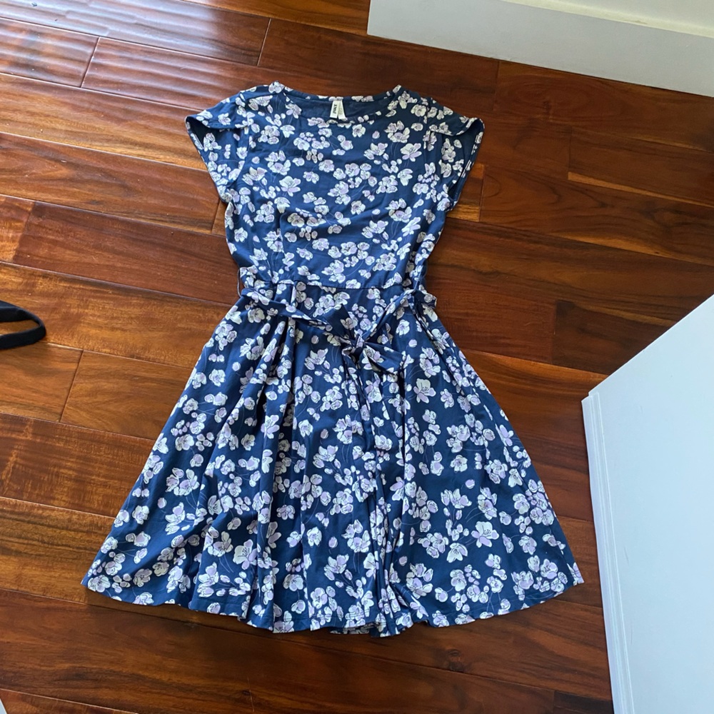 Pact Women's Fit & Flare Petal Sleeve Dress (Navy and Lavender Floral)